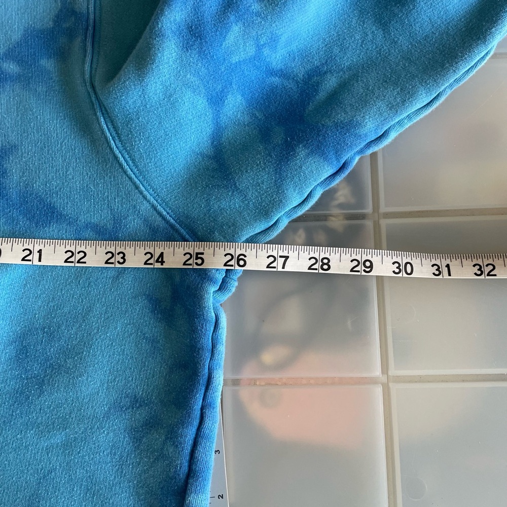I AM GIA Taja Tie-Dye Blue Crewneck Sweatshirt Size L 100% Cotton - Picture 4 of 5